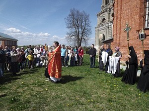 На подворье Богородице-Рождественского монастыря в с. Федоровское прошли праздничные богослужения 