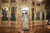 Архиепископ Феогност совершил Литургию на Московском подворье Троице-Сергиевой лавры