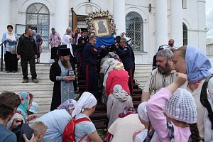 От Казанского монастыря г. Ярославля стартовал Казанский крестный ход
