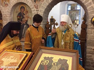 Митрополит Евсевий совершил Литургию в Спасо-Преображенском Мирожском монастыре Псковской епархии