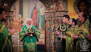 Митрополит Лев совершил Литургию в Валдайском Иверском Богородицком Святоозерском монастыре Новгородской епархии