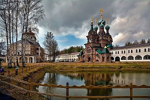 В Николо-Сольбинском монастыре отметили престольный праздник 