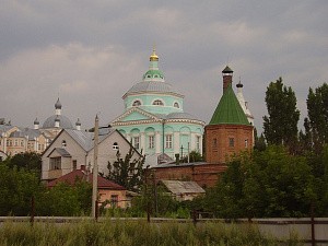 Митрополит Сергий совершил Литургию в Алексиево-Акатовом монастыре г. Воронежа в день его престольного праздника