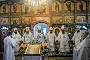 В Михаило-Архангельском монастыре Новосибирской митрополии отметили престольный праздник и 20-летие основания обители