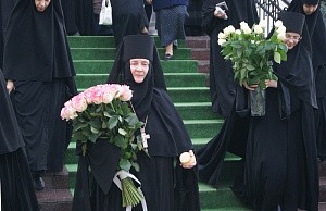 В монастыре в честь Иконы Божией Матери «Всецарица» г. Краснодара поздравили с днем тезоименитства  его настоятельницу 