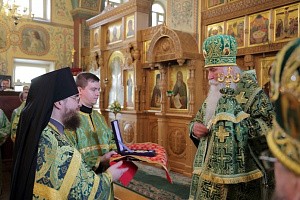 Епископ Феофилакт совершил Литургию на Московском подворье Валаамского монастыря в праздник Небесных покровителей обители