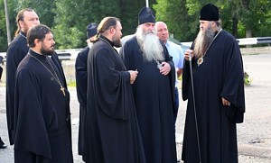 Митрополит Георгий отслужил молебен в Свято-Николаевском монастыре г. Арзамаса в связи с подготовкой к визиту Патриарха Кирилла в этот город