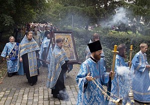 В Новоспасском монастыре состоялся праздник в честь иконы Божией Матери «Всецарица»