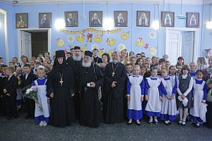 В Свято-Владимирской школе при Воскресенском Новодевичьем монастыре г. Санкт-Петербурга начался новый учебный год