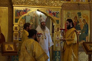 Епископ Варнава отслужил Литургию в Свято-Успенском монастыре Флорищева пустынь Выксунской епархии