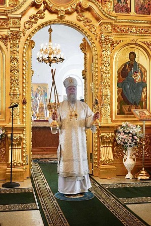 Святейший Патриарх Кирилл поздравил наместника Соловецкого монастыря епископа Озерского Порфирия с 35-летием монашеского пострига