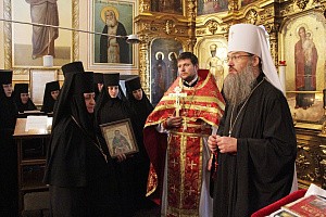 Митрополит Лука с делегацией Запорожской епархии совершил паломничество в Корецкий монастырь 