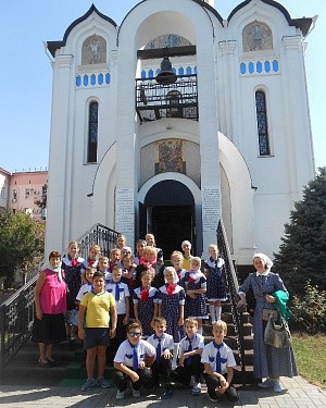 В монастыре в честь иконы Божией Матери «Всецарица» г. Краснодара прошли уроки-экскурсии по ОПК для школьников