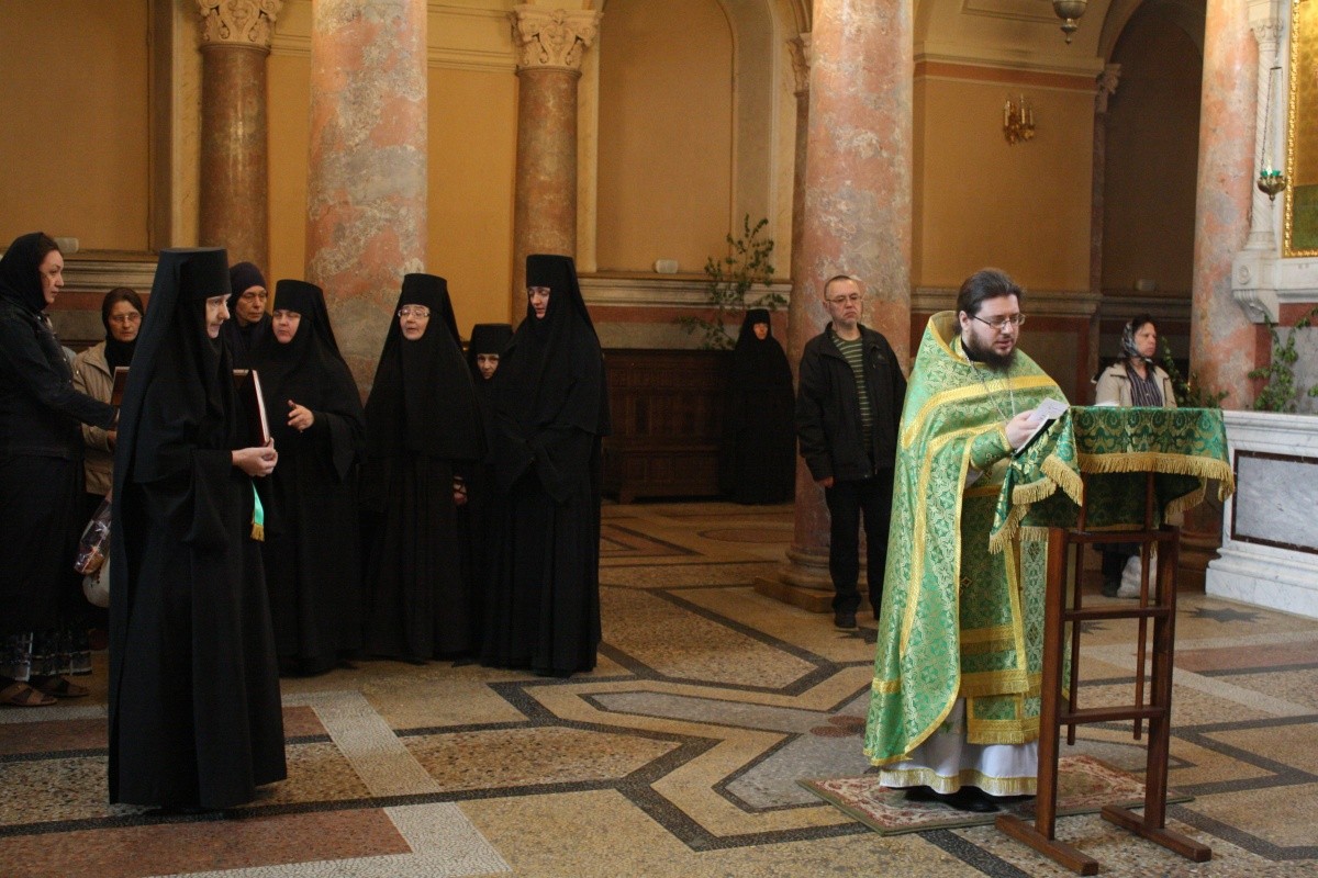 В Иоанно-Предтеченском монастыре отпраздновали 140-летний юбилей свщмч. Владимира Смирнова 