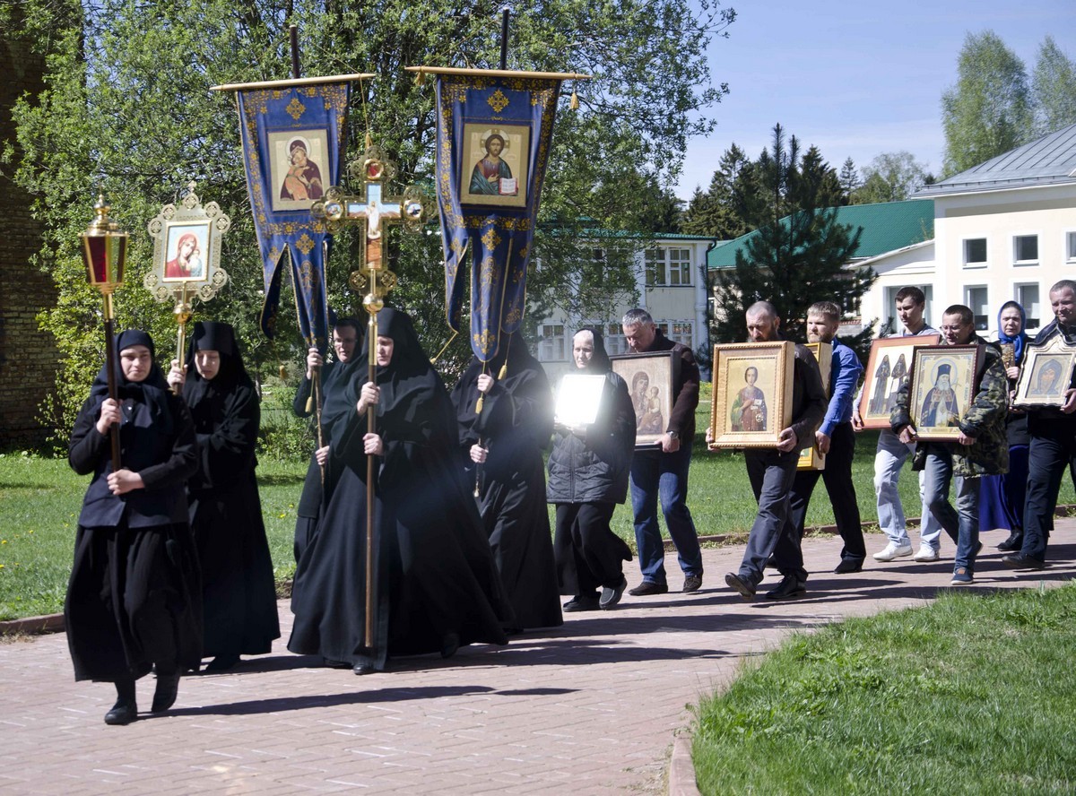 В Свято-Троицком Александро-Невском монастыре в с. Акатове отметили престольный праздник