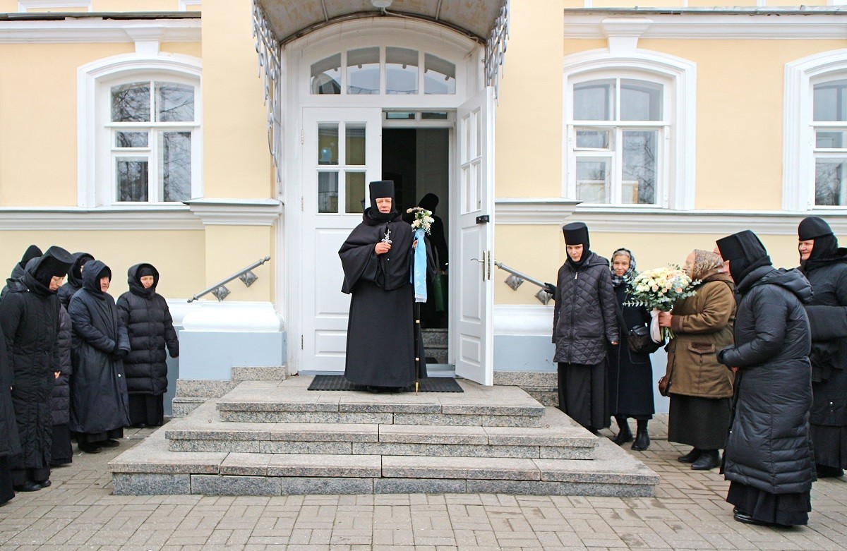 В Серафимо-Дивеевском монастыре торжественно отметили День игуменства