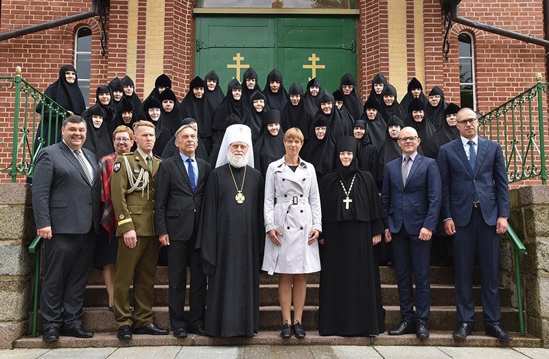 Президент Эстонии Керсти Кальюлайд посетила  Пюхтицкий монастырь