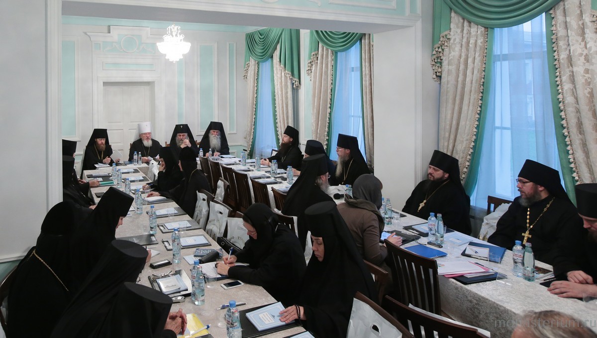 В Николо-Угрешском монастыре состоялось очередное совещание наместников и игумений ставропигиальных обителей