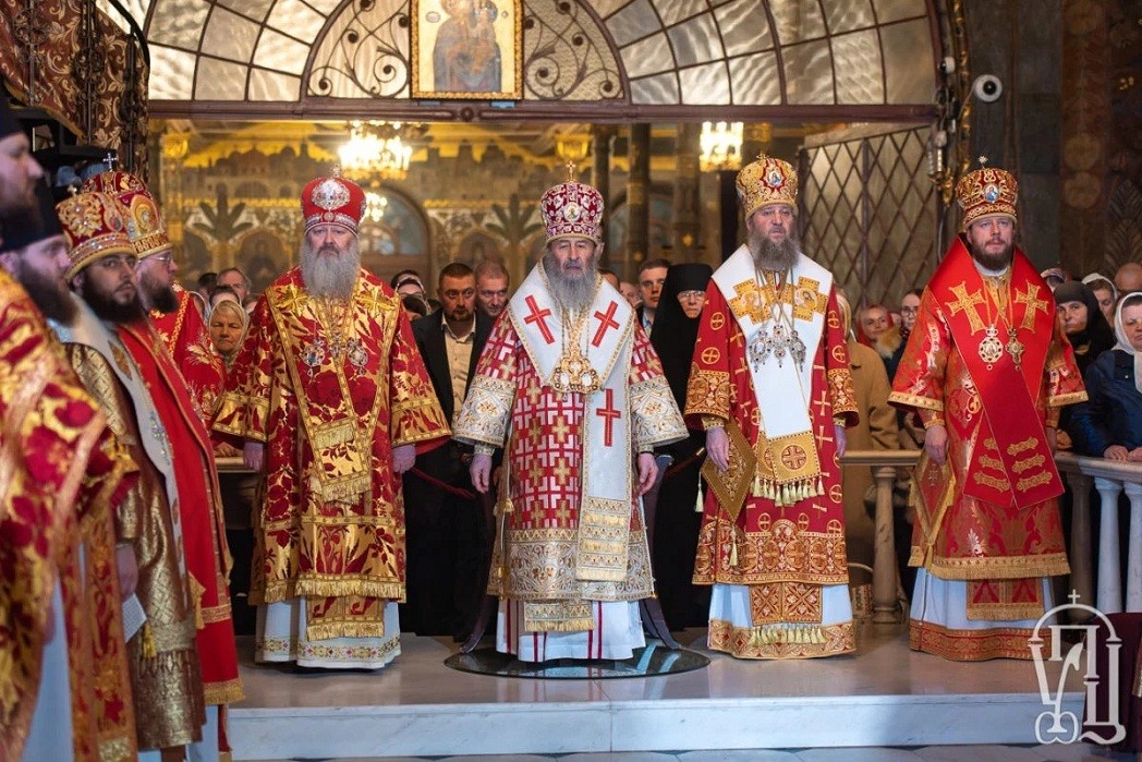 Блаженнейший митрополит Киевский Онуфрий совершил пасхальное богослужение в Киево-Печерской лавре