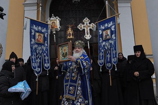 Митрополит Арсений возглавил в Покровском монастыре празднование дня тезоименитства блж. Матроны Московской