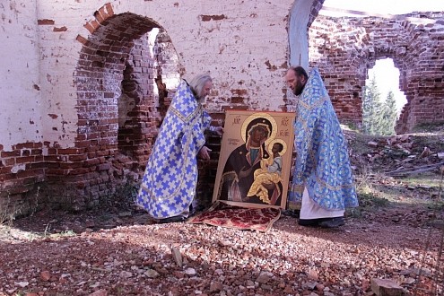 Грузинскую икону Богоматери привезли из Подмосковья в Красногорский монастырь Архангельской епархии 