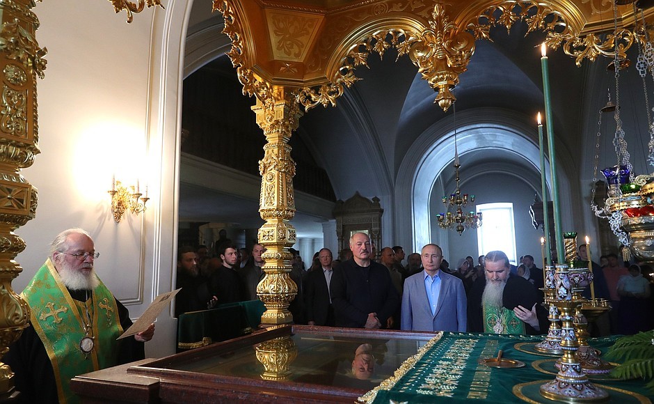 Президенты России В.В. Путин и Беларуси А.Г. Лукашенко посетили Валаамский и Коневский монастыри