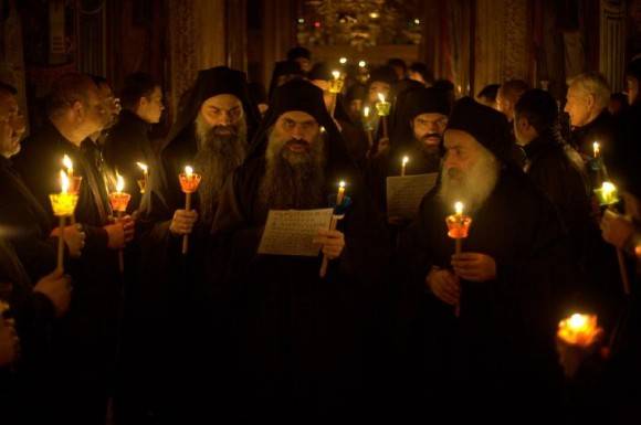 Во всех афонских монастырях одновременно помолились об избавлении мира от пандемии