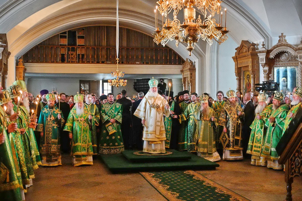 Святейший Патриарх Кирилл совершил всенощное бдение в Валаамском монастыре в канун дня памяти преподобных Сергия и Германа Валаамских
