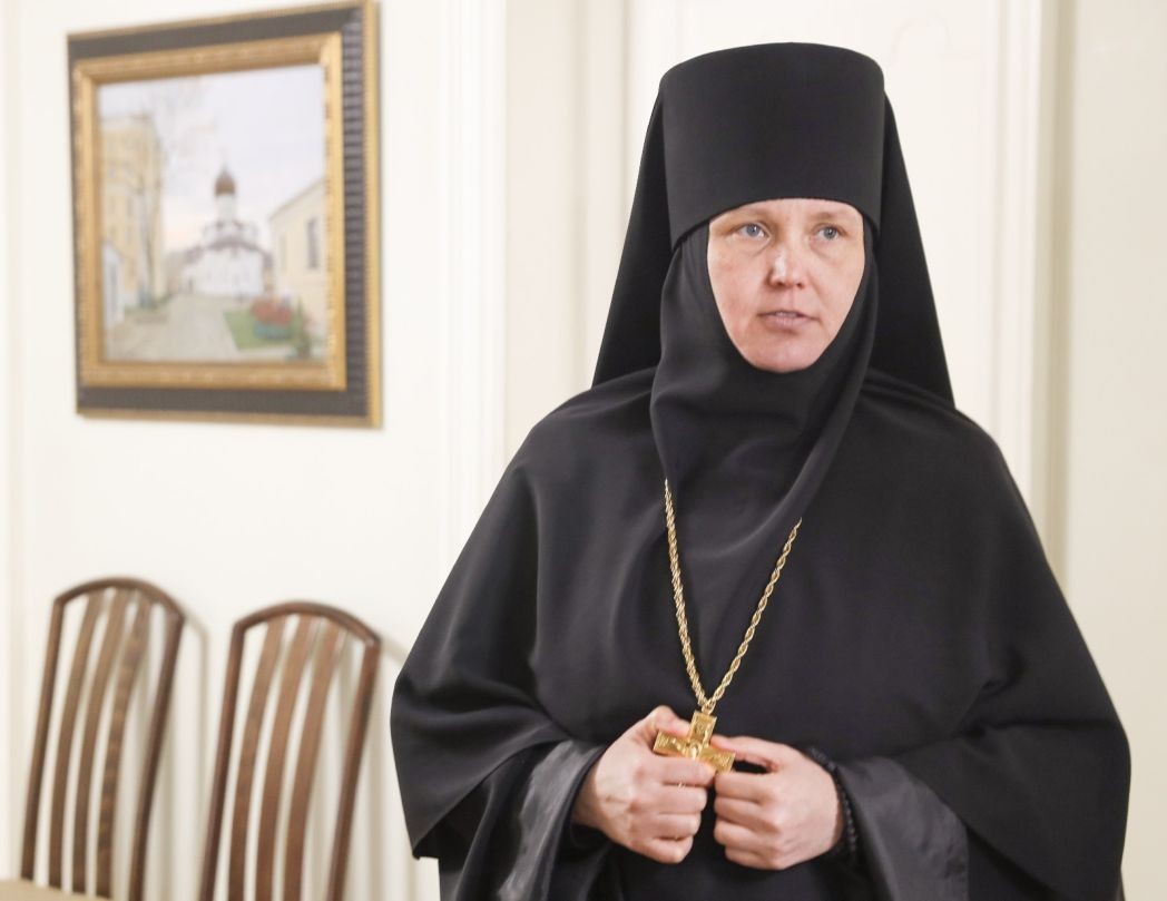 Святейший Патриарх Кирилл поздравил настоятельницу Марфо-Мариинской обители игумению Елисавету (Позднякову) с 45-летием со дня рождения