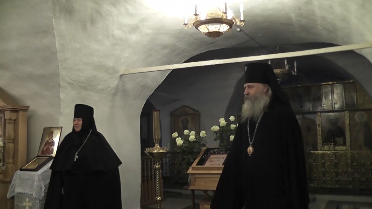 Архиепископ Феогност отслужил Литургию в Николо-Вяжищском монастыре