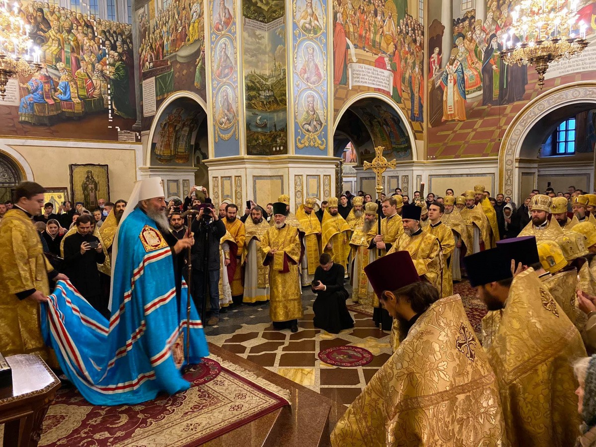 В Киево-Печерской лавре отметили 30-летие архиерейской хиротонии Блаженнейшего митрополита Онуфрия