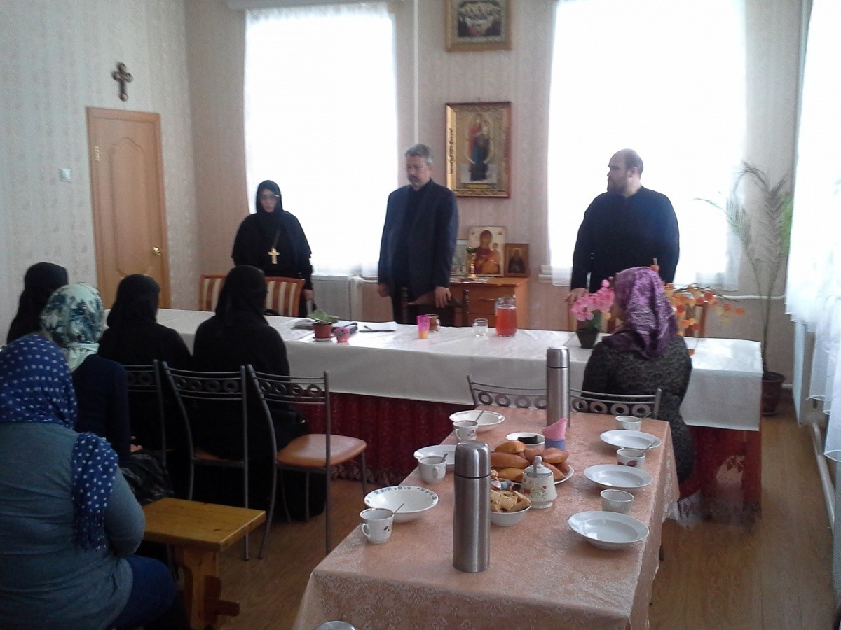 В Троице-Одигитриевской Зосимовой пустыни начал свою работу открытый богословский лекторий 