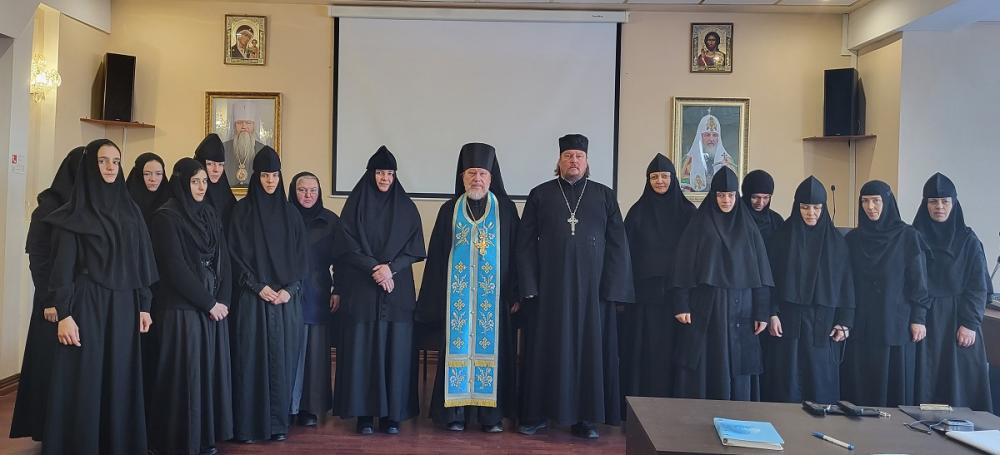 Состоялось открытие курсов базовой подготовки в области богословия для монашествующих Владимирской епархии