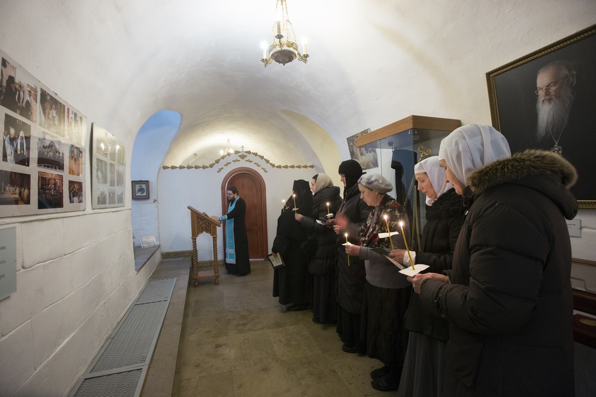 Клирик и насельницы Иоанно-Предтеченского монастыря отслужили в Новоспасской обители панихиду по старице Досифее