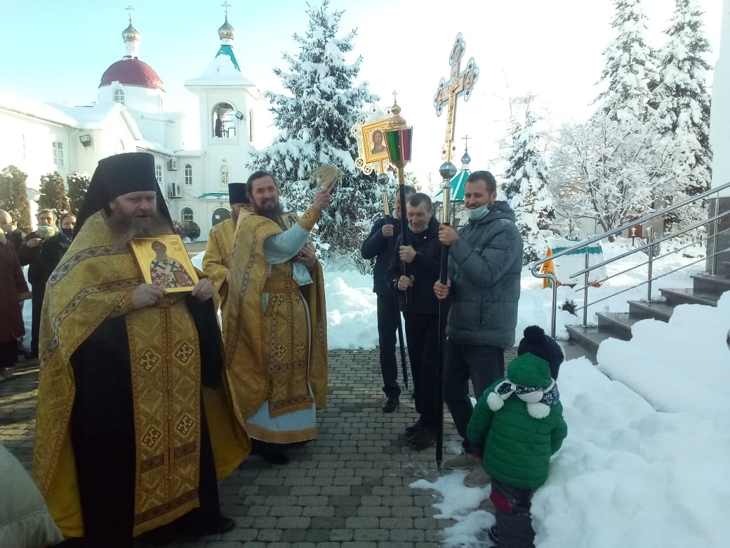 Престольный праздник прошел в женском монастыре Апшеронска