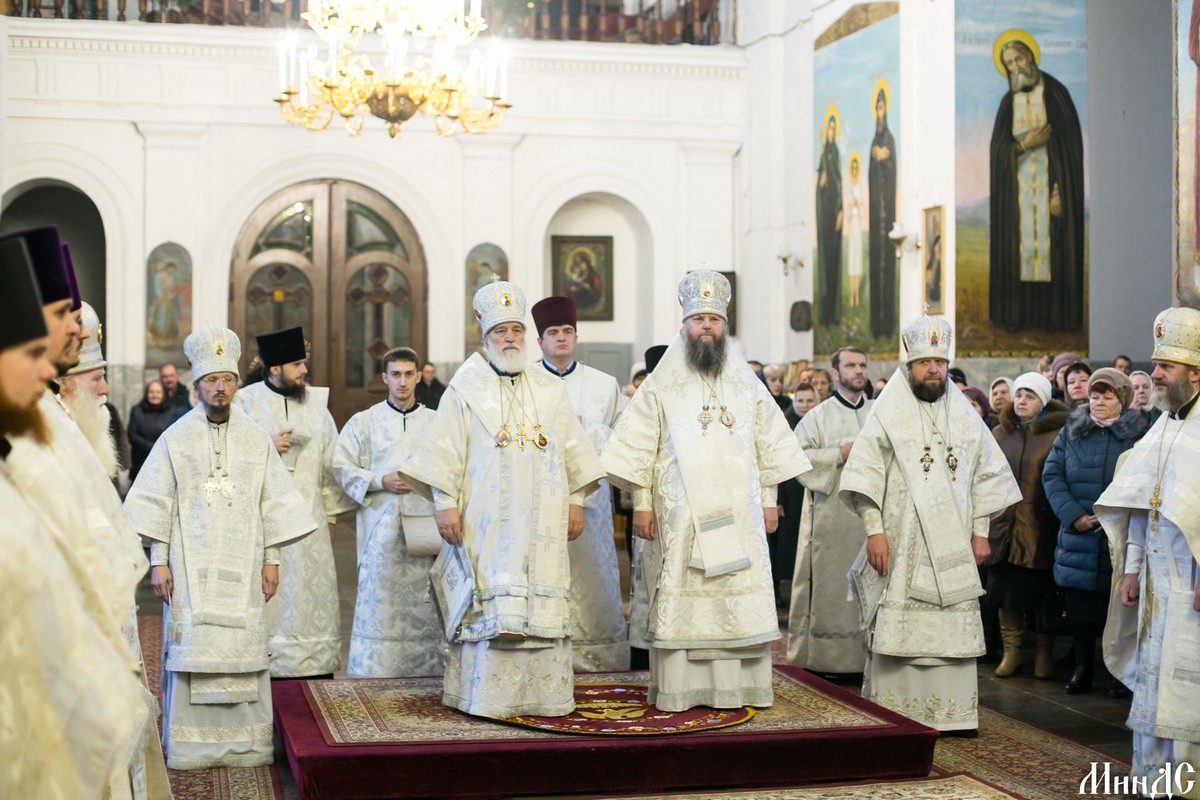 Архипастыри Белорусского экзархата совершили Литургию в Жировичском монастыре