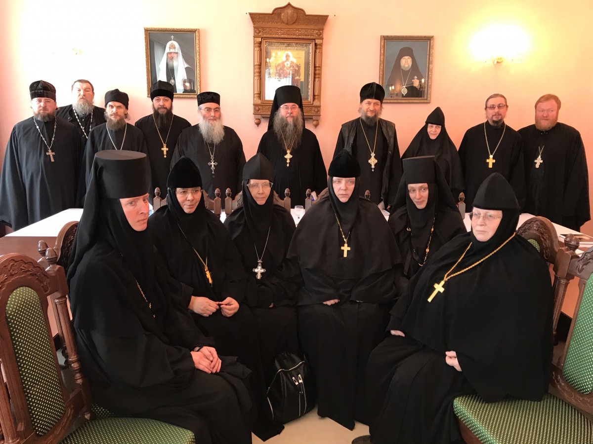 Представители Межведомственной комиссии по вопросам образования монашествующих посетили Александровскую епархию