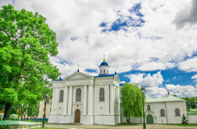 Свято-Успенский Жировичский монастырь в Белоруссии открылся для паломников