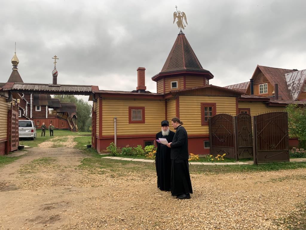 Митрополит Калужский Климент посетил Никитский скит Пафнутьева Боровского монастыря