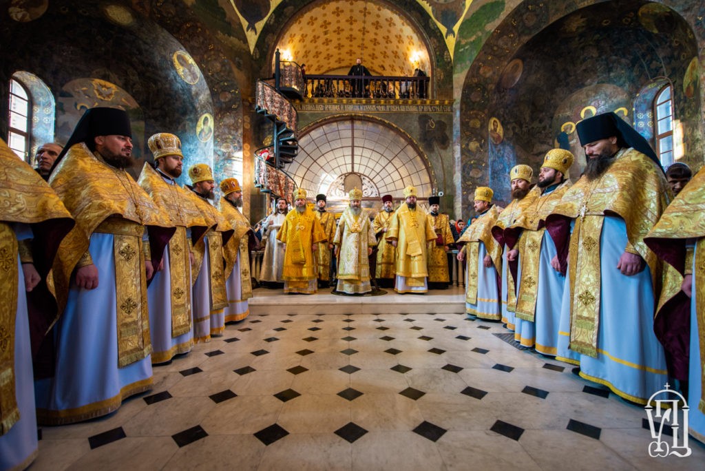 Блаженнейший митрополит Онуфрий совершил Литургию в Киево-Печерской лавре