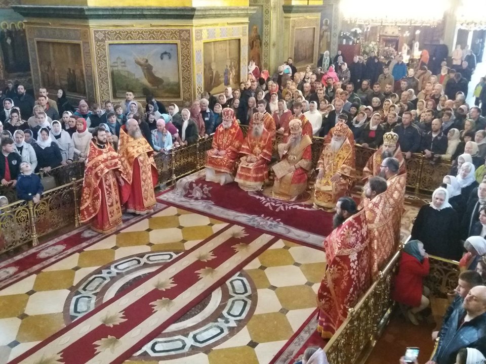Блаженнейший митрополит Онуфрий совершил праздничную Литургию в Почаевской лавре