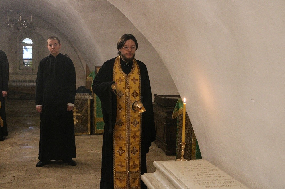 В Спасо-Прилуцком монастыре Вологды почтили память епископа Тотемского Павла (Попова)