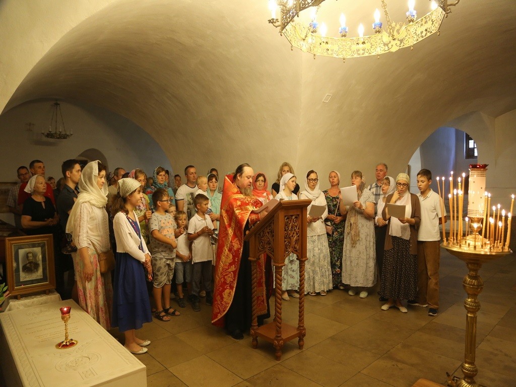 В Новоспасском монастыре состоялся молебен о здравии страждущих гемофилией