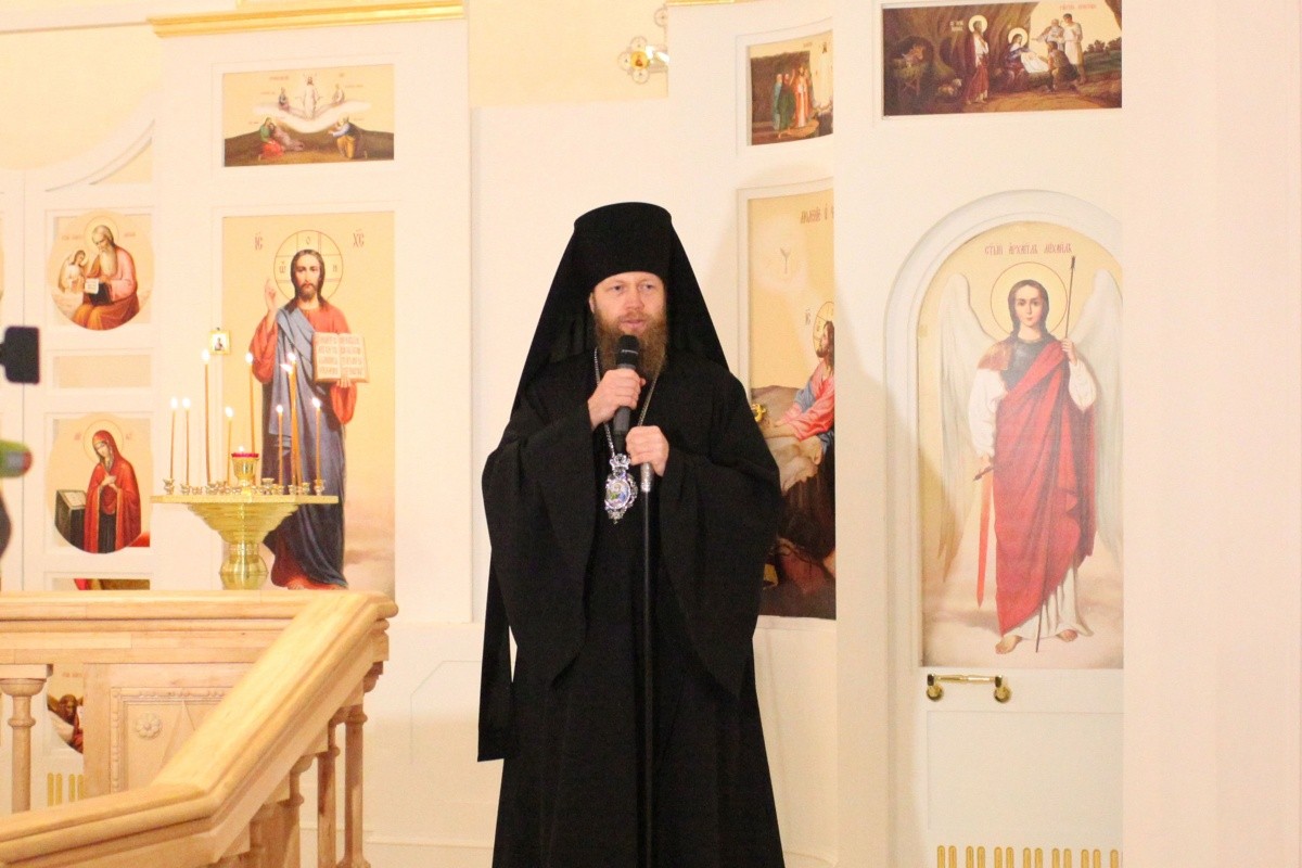 В Новоспасском монастыре открылась выставка о героях Белого движения