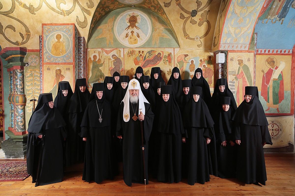 В Великий Понедельник Патриарх Кирилл возглавил Литургию в Богородице-Рождественском монастыре