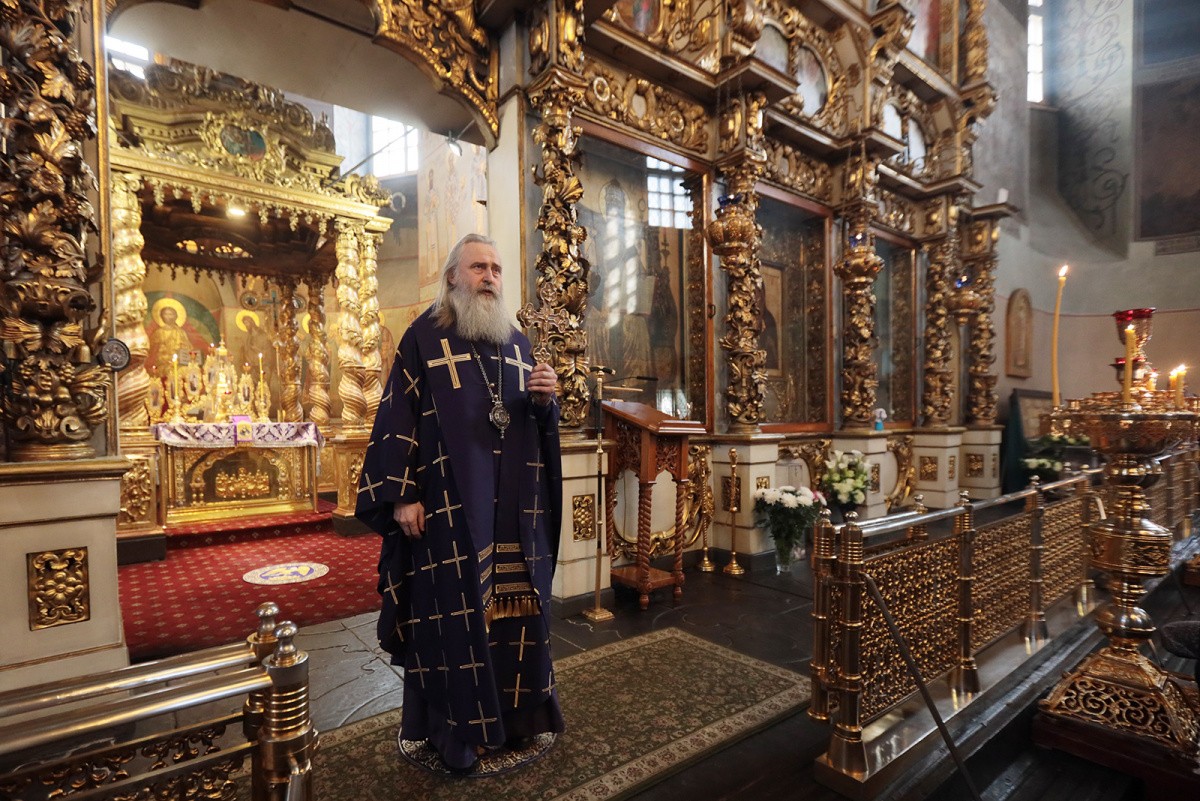 Архиепископ Феогност получил Патриаршее поздравление по случаю дня тезоименитства 