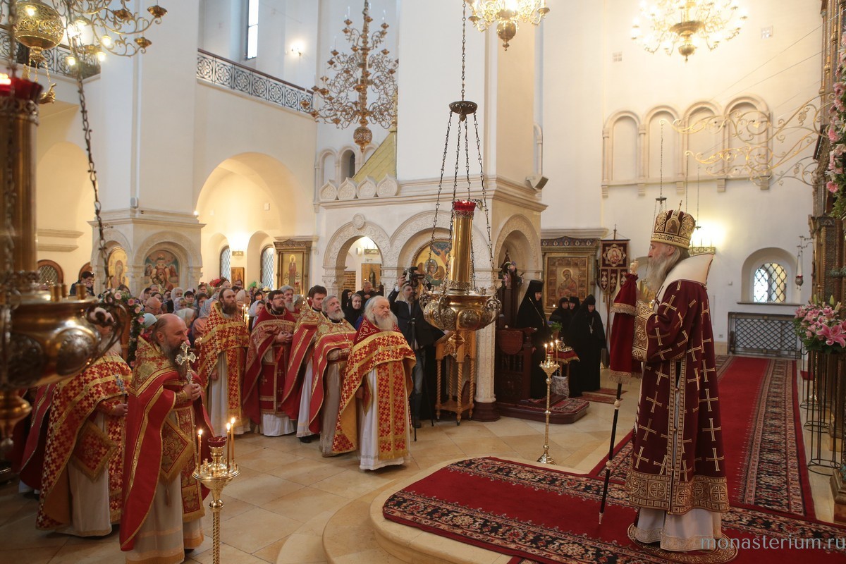 Архиепископ Феогност передал настоятельнице Зачатьевского монастыря Патриаршее поздравление с днем тезоименитства