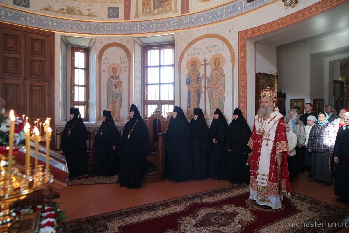 Архиепископ Феогност возглавил престольный праздник в Борисоглебском Аносином монастыре