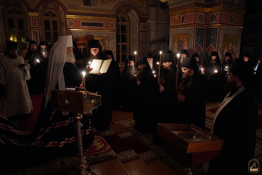 В Святогорской лавре, Десятинном монастыре Киева и Диковском монастыре Александрийской епархии совершены монашеские постриги