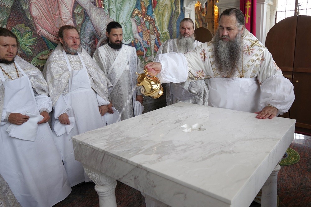Митрополит Нижегородский Георгий освятил придел в честь Собора Пресвятой Богородицы в Благовещенском соборе Дивеевского монастыря